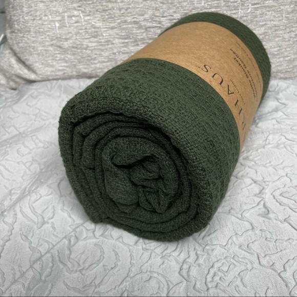 ARHAUS Bedding Arhaus Waffle Knit Throw Blanket Brand New Poshmark